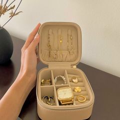 Joia Organizer